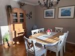 Essbereich mit großem Esstisch im Ferienhaus Sunny in Värmland - Ferienhaus Sunny - Top-Hundeurlaub
