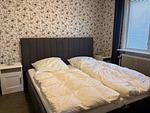 Schlafzimmer mit Doppelbett im Ferienhaus Sunny in Värmland - Ferienhaus Sunny - Top-Hundeurlaub