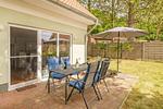 Terrasse - Ferienhaus Waldhaus 5 mit Sauna und Terrasse mit Grill - Top-Hundeurlaub
