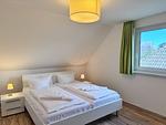 Moderne Haushälfte mit drei Schlafzimmern und Kamin - Top-Hundeurlaub