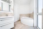 Badezimmer mit Whirlwanne - Wohnung 20 - Passathafen Ostseebrise - Top-Hundeurlaub