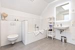 Badezimmer - Ferienhaus Stangenberg Bucht - Top-Hundeurlaub