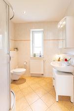 Badezimmer - BS 3 Ferienwohnung Meeresbrise St. Peter- Ording - Top-Hundeurlaub