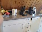 Küche / Küchenzeile - Ferienhaus BIENE - Top-Hundeurlaub