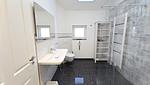 Badezimmer - Ferienhaus "Rachel III" im Ferienpark Holm an der Ostsee - Top-Hundeurlaub