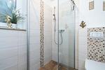 Badezimmer - Ferienwohnung "Strandhaus Möwenberg App. 11" - Top-Hundeurlaub