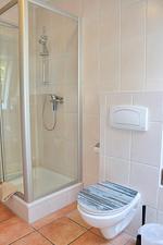 Badezimmer - Hühnergott - Top-Hundeurlaub
