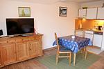 Essbereich / Küche mit Sideboard und TV - Sunshine - Top-Hundeurlaub