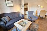 Couch und Esstisch mit Platz für 4 Personen - Holiday 1 - Top-Hundeurlaub