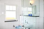 Bad mit Dusche und WC - Holiday 2 - Top-Hundeurlaub