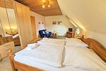 und großem Kleiderschrank - Haus Svea - Top-Hundeurlaub