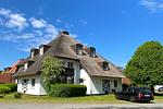 1x PKW-Stellplatz vor dem Haus - Haus Kormoran G4 - Top-Hundeurlaub