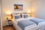 Schlafzimmer mit TV und Meerblick - Meerblick (50.4.N) - Top-Hundeurlaub