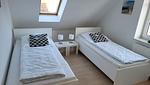 Schlafzimmer - Wohnung Seemöwe OG - Top-Hundeurlaub