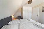 Schlafzimmer - Steinburg   - Dünenstr. 6, App. 5 - Top-Hundeurlaub