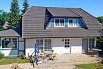 Aussenansicht mit Terrassen (Wohnung 1, unten rechts) - Wohnung 1 - Top-Hundeurlaub