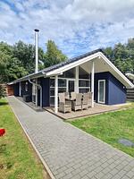 Strandhaus Nr.9 am gr. Plöner See mit eingezäuntem Grundstück, Kaminofen, Sauna, Whirlwanne, max. 6 Pers. - Top-Hundeurlaub