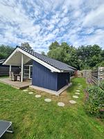 Strandhaus Nr.9 am gr. Plöner See mit eingezäuntem Grundstück, Kaminofen, Sauna, Whirlwanne, max. 6 Pers. - Top-Hundeurlaub