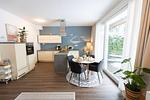 Sitzbereich Wohnzimmer - SmartFewo: Nebelgruß | Seeterrasse | Sauna | Park - Top-Hundeurlaub