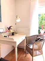 Schreibtisch im Ferienhaus Koggenhüs in Norddorf auf Amrum - Ferienhaus *Koggenhüs* - Top-Hundeurlaub