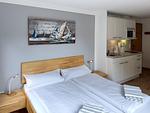 Schlafzimmer - Ferienwohnung *Üüs Aran 2* - Top-Hundeurlaub