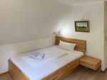 Schlafzimmer - Ferienwohnung *Üüs Aran 3* - Top-Hundeurlaub