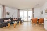 Wohnzimmer - Eckapartment mit 2 Terrassen mit Parkplatz am Haus , Hund erlaubt P7 A5 - Top-Hundeurlaub