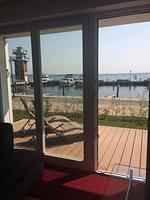 Wohnzimmer - Eckapartment mit 2 Terrassen mit Parkplatz am Haus , Hund erlaubt P7 A5 - Top-Hundeurlaub