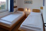 Schlafzimmer in der Ferienwohnung Therese 8 in Wittdün auf Amrum - Ferienwohnung *Therese 8* - Top-Hundeurlaub