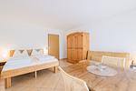 Wohnzimmer - Ein-Zimmer-Apartment 49/03 - Top-Hundeurlaub