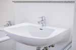 Badezimmer - Ein-Zimmer-Apartment 49/03 - Top-Hundeurlaub