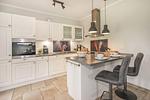 Küche / Küchenzeile - Ferienhaus Zirchow 3 mit 3 Schlafzimmern, Kamin und Terrasse - Top-Hundeurlaub