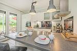 Küche / Küchenzeile - Ferienhaus Zirchow 3 mit 3 Schlafzimmern, Kamin und Terrasse - Top-Hundeurlaub