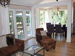 Wohnzimmer - Geräumiges Ferienhaus mit Sauna, Glasfaser und herrlichem Blick in die Berge - Top-Hundeurlaub