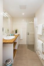 Badezimmer - Gemütliches Zweizimmer-Apartment  Hund willkommen (P7A2) - Top-Hundeurlaub