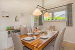 Küche / Küchenzeile - Ferienhaus Zirchow 4 mit Kamin, Terrasse und Garten - Top-Hundeurlaub
