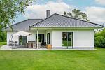 Fassade / Eingang - Ferienhaus Zirchow 4 mit Kamin, Terrasse und Garten - Top-Hundeurlaub