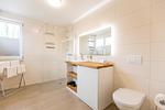 Badezimmer - Maisonette-Apartment „Hafenparadies“ am Yachthafen , optional mit Bootsliegeplatz gegen Gebühr .Haus 6 Nr47 - Top-Hundeurlaub