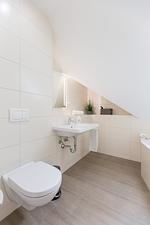 Badezimmer - Maisonette-Apartment „Hafenparadies“ am Yachthafen , optional mit Bootsliegeplatz gegen Gebühr .Haus 6 Nr47 - Top-Hundeurlaub