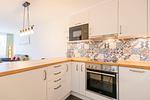 Küche / Küchenzeile - Zwei-Zimmer-Apartment 49/33 - Top-Hundeurlaub
