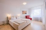 Schlafzimmer - Zwei-Zimmer-Apartment 51/06 - Top-Hundeurlaub