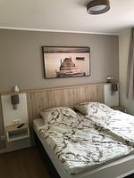 Schlafzimmer - Modernes und helles 2-Zimmer-Apartment in ruhiger Lage.Hund erlaubt .Haus 5 .Nr.29 - Top-Hundeurlaub