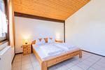 Schlafzimmer - Satteldachhaus (Typ 9) SD 25 - Top-Hundeurlaub