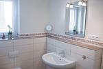 Badezimmer - Seemuschel (links) - Top-Hundeurlaub