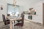 Küche / Küchenzeile - Ferienhaus Sonnenschein EG mit Sauna, Terrasse und Garten - Top-Hundeurlaub