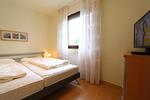 Schlafzimmer - Ostlandstraße 26 Whg. 2 OG - Top-Hundeurlaub