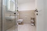 Badezimmer - Atriumhaus Meisenweg 10-2 - Top-Hundeurlaub