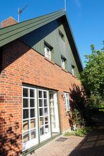 Fassade / Eingang - Meisenweg 15 Whg. 1 li. - Top-Hundeurlaub