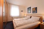 Schlafzimmer - Haus Strandblick Whg. 4 1.OG li. - Top-Hundeurlaub