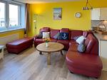 Wohnzimmer der Ferienwohnung "Willkommen bei den Hartmanns" in Wittdün auf Amrum - Ferienwohnung „Willkommen bei den Hartmanns" - Top-Hundeurlaub
